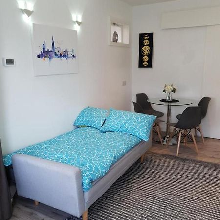 Apartament Star London Brent Street Cosy 1-Bed Hideaway Hendon Zewnętrze zdjęcie